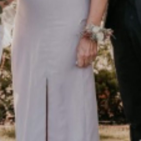 Long halter dress - Picture 2 of 2